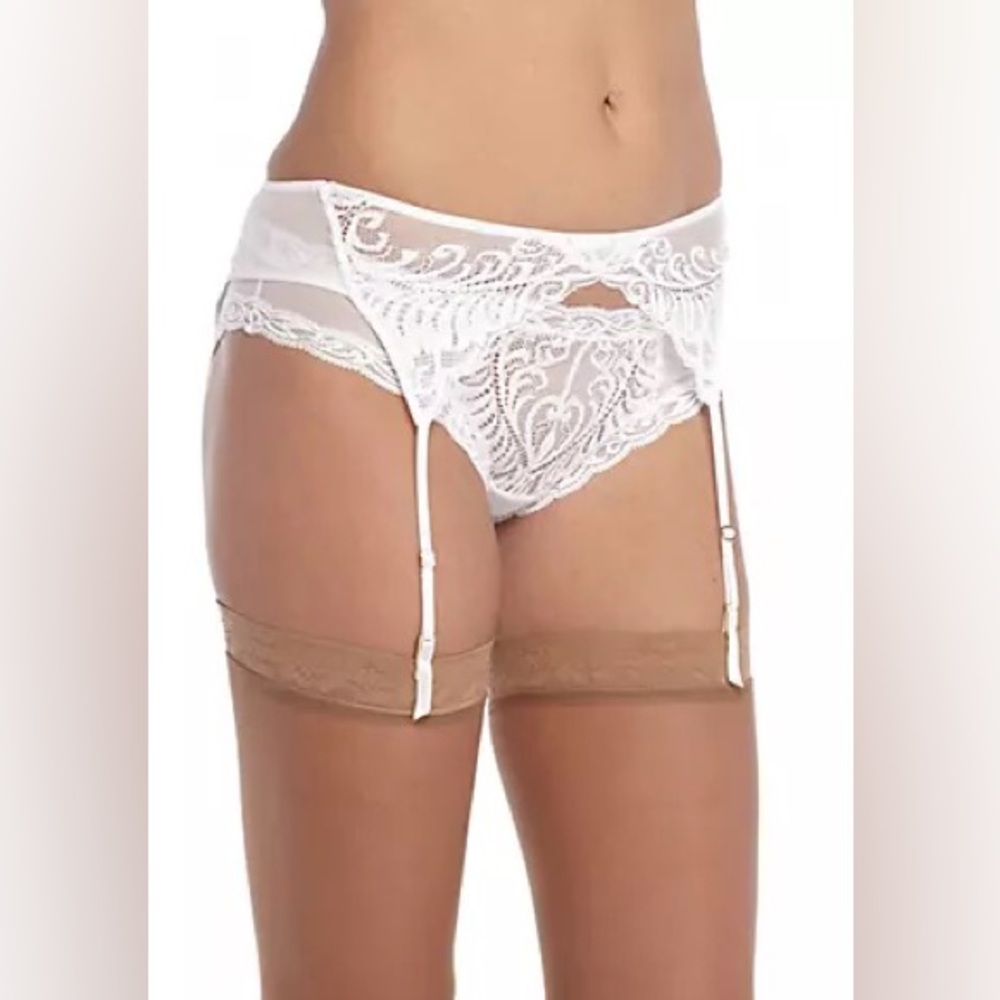 NWT NATORI Feathers Garter Belt and Underwear Size Large in White